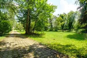 Exklusive Villa mit einzigartigem Baustil und parkähnlichem Grundstück – Bad Tölz-Wolfratshausen (Kreis) – Vorschaubild 3