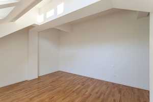 große Einbauküche | Bad m. Fenster | Parkett & Glattputz | Bodenheizung – Salomonstraße 2, 4, 4103 Leipzig – Vorschaubild 11