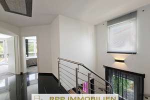Modern möbliert: Sonnige Doppelhaushälfte am grünen Stadtrand von Unterschleißheim – Die vollständige Adresse der Immobilie erhältst du vom Anbieter., 85386 Unterschleißheim – Vorschaubild 18