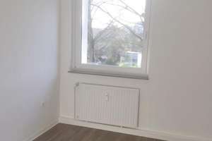 Charmante 2-Raum-Wohnung für Singles! – Bochumer Landstr. 228, 45276 Freisenbruch, Essen – Vorschaubild 7