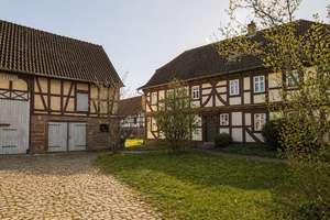 Ehemaliges Pfarrhaus im Denkmalschutz – ein Zuhause mit besonderer Geschichte in Wehrda zu vermieten – Die vollständige Adresse der Immobilie erhältst du vom Anbieter., 36166 Haunetal – Vorschaubild 17