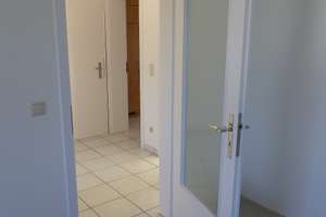 Gepflegte  2-Raum-Wohnung mit Einbauküche und Gartennutzung – Nünningstraße 30, 45141 Frillendorf, Essen – Vorschaubild 5