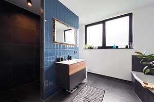 🏡 luxuriöse & neuwertige Doppelhaushälfte mit hochfertiger Ausstattung & einzigartigem Design – Die vollständige Adresse der Immobilie erhältst du vom Anbieter., 51647 Gummersbach – Vorschaubild 33