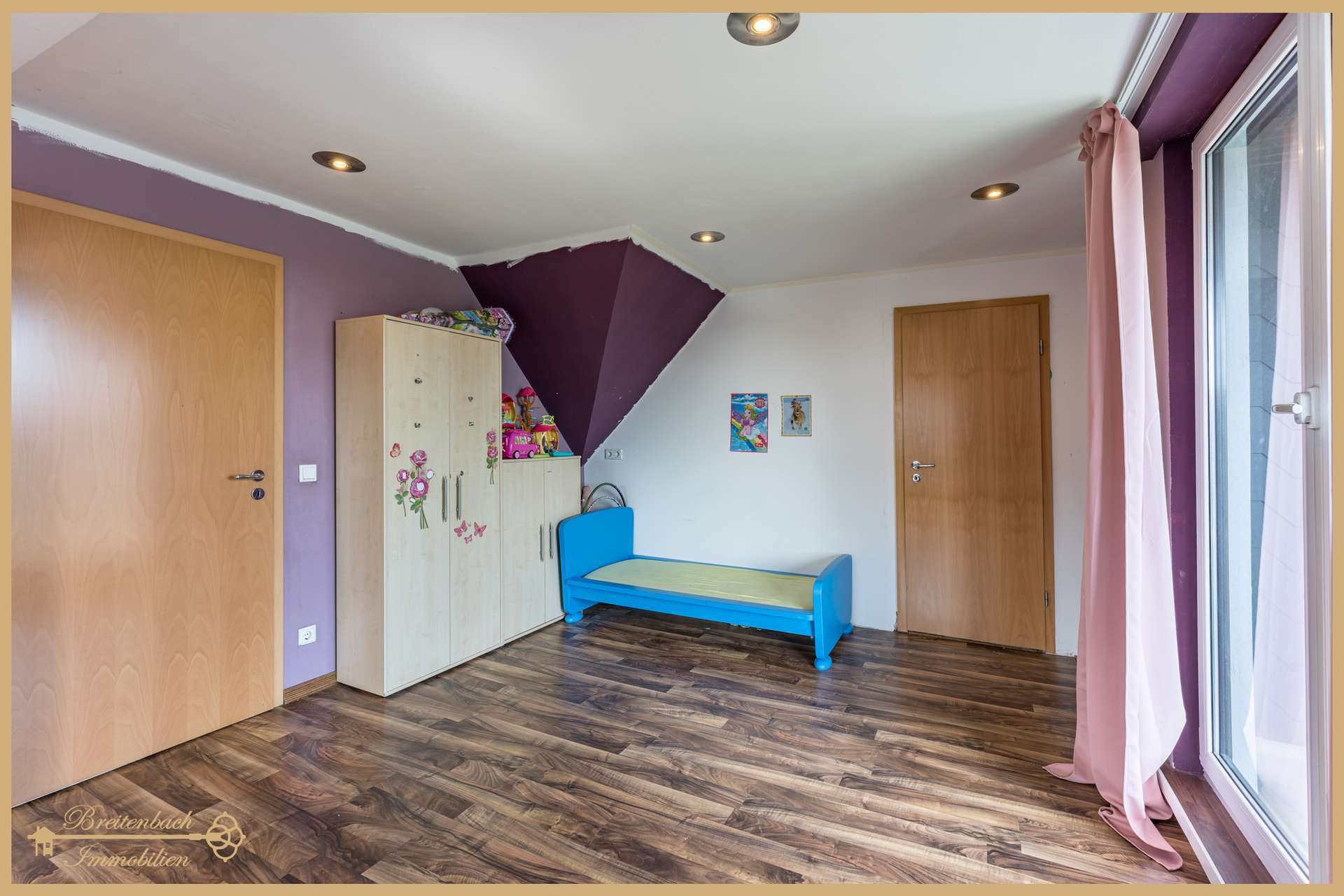 Immobilie in Berne - Großzügiges Ein- bis Zweifamilienhaus mit viel Platz und eigenem Garten - Bild 12