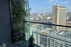 Eden Tower 23: Furnished Apartment | 20th Floor | Gym, Rooftop & 24/7 Concierge – Europa-Allee 11, 60327 Gallus, Frankfurt am Main – Vorschaubild 22