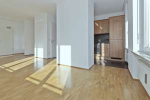 Helle, ruhige 3,5‑Zimmer‑Wohnung in bester Lage von Schwabing‑West – Die vollständige Adresse der Immobilie erhältst du vom Anbieter., 80797 Am Riesenfeld, München – Vorschaubild 7