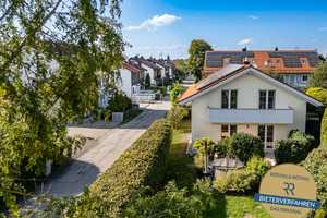 Traumlage in Forstinning (Energieklasse A+). Lichtdurchflutetes EFH für Familien mit Garten & Garage – Ebersberg (Kreis) – Vorschaubild 1