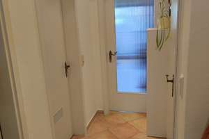 Schön geschnittene 2-Zimmerwohnung mit Balkon nähe Willibaldplatz – Reutterstraße 14, 80687 St. Ulrich, München – Vorschaubild 5