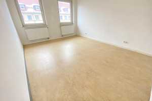 3 ZKB mit Balkon, WG- geeignet! – Karolinenstraße 16, 34127 Kassel – Vorschaubild 4