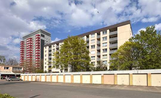 3-Zimmer-Wohnung mit Loggia und Garage in Heidberg