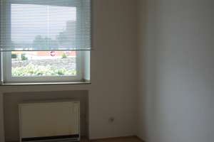 Gepflegte 2-Zimmer-Wohnung in 41065 Mönchengladbach – Lürriper Strasse 232, 41065 Lürrip, Mönchengladbach – Vorschaubild 2