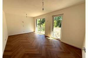 3-Zimmer mit großer Terrasse und 300 m² Privatgarten – Krügerstraße 24, 12307 Lichtenrade, Berlin – Vorschaubild 1