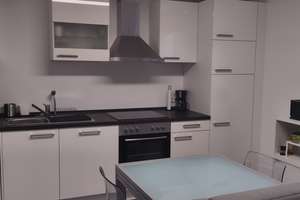 Wunderschöne voll Möblierte  2-Zimmer, Kochnische, Dusche , Mainz-Altstadt – Holzhofstr. 19C, 55116 Altstadt, Mainz – Vorschaubild 6