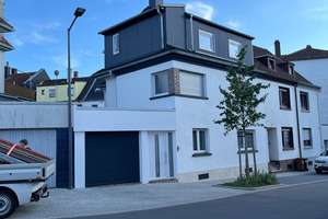 Vollständig renoviertes 5-Zimmer-Haus mit EBK in Pirmasens – Die vollständige Adresse der Immobilie erhältst du vom Anbieter., 66953 Pirmasens, Pirmasens – Vorschaubild 1