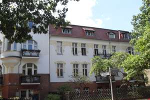 Zehlendorf: Gemütliche 2-Zimmer-Wohnung mit Balkon