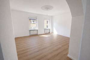 3-Zimmer-Wohnung mit 85 qm,  Erstbezug nach Renovierung, modernem Bad. – Kaiser-Friedrich-straße 92, 75172 Südweststadt, Pforzheim – Vorschaubild 2