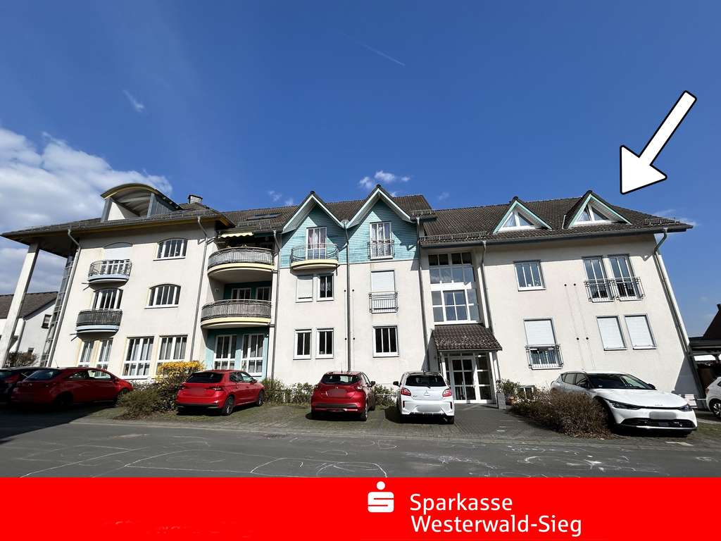 Immobilie in Altenkirchen (Westerwald) - Altenkirchen, Eigentumswohnung DG mit 80m² WFL und Stellplatz in guter Wohnlage - Bild 0