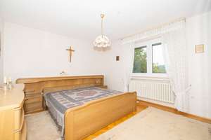 Familienschatz in ländlicher Lage – Ihr neues Zuhause mit viel Platz und Möglichkeiten! – Die vollständige Adresse der Immobilie erhältst du vom Anbieter., 97618 Unsleben – Vorschaubild 3