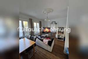 Tauschwohnung: Helle 2-Zimmer Altbau Whg. gegen größere Whg.