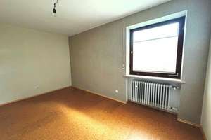 Ruhig gelegenes Zweifamilienhaus mit ausgebautem DG – Die vollständige Adresse der Immobilie erhältst du vom Anbieter., 86316 Friedberg – Vorschaubild 5