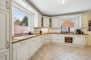 Ein Zuhause zum Ankommen: Modernes Einfamilienhaus mit 305 m² Wohn- und Nutzfläche in begehrter Lage – Die vollständige Adresse der Immobilie erhältst du vom Anbieter., 22926 Ahrensburg – Vorschaubild 10