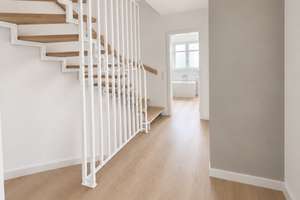 Design trifft Comfort - gemütlich Familienoase auf Luxus-Niveau … zum Wohnen, Leben und Wohlfühlen! – 53844 Troisdorf – Vorschaubild 11