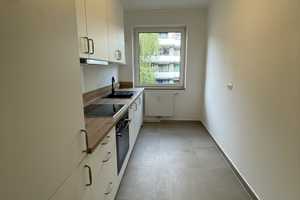 Erstbezug nach Sanierung: ansprechende 2-Zimmer-Wohnung mit Einbauküche und Balkon in Hamburg – Bartholomäusstraße 57, 22083 Hamburg – Vorschaubild 3