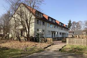 Schicke 2-Zimmer-Hochparterre-Wohnung mit Balkon