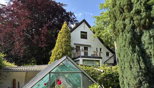 Bild von Beliebte Lage - Ein-/ bis Zweifamilienhaus auf fabelhaftem Grundstück (ca. 1517 m²)
