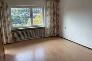 Geräumige Villa mit Einliegerwohnung in Panoramawohnlage mit großer Terrasse/ Loggia – 72458 Albstadt – Vorschaubild 4