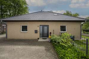 Traumhaftes Familienhaus mit Sauna, Garten und moderner Wohnatmosphäre – Die vollständige Adresse der Immobilie erhältst du vom Anbieter., 21147 Neugraben-Fischbek, Hamburg – Vorschaubild 3
