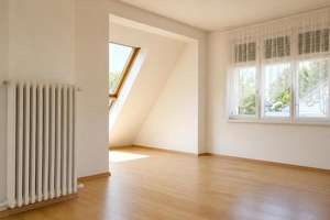 Renovierungsbedürftiges Einfamilienhaus mit großem Potenzial in Berlin-Altglienicke – Die vollständige Adresse der Immobilie erhältst du vom Anbieter., 12524 Altglienicke, Berlin – Vorschaubild 4