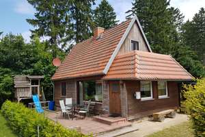 Ferienhaus in Alt Schwerin (Eigentumsland)mit traumhaftem Seeblick am Plauer See - provisionsfrei  – Die vollständige Adresse der Immobilie erhältst du vom Anbieter., 17214 Alt Schwerin – Vorschaubild 1