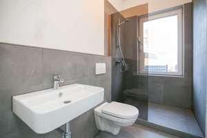 Renovierte DHH, ca. 71 m² mit Garten, Terrasse und 2 Stellplätzen in Duisburg - Alt - Homberg – Die vollständige Adresse der Immobilie erhältst du vom Anbieter., 47198 Alt-Homberg, Duisburg – Vorschaubild 7