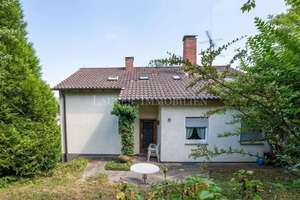 Einfamilienhaus zur Kernsanierung auf großem Grundstück in S-Feuerbach – Die vollständige Adresse der Immobilie erhältst du vom Anbieter., 70469 Feuerbach-Mitte, Stuttgart – Vorschaubild 5