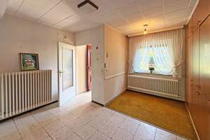 Familienfreundliches Endreihenhaus in ruhiger Lage mit Süd-/Westgarten, Balkon, Vollkeller und Einze – Die vollständige Adresse der Immobilie erhältst du vom Anbieter., 22145 Rahlstedt, Hamburg – Vorschaubild 2