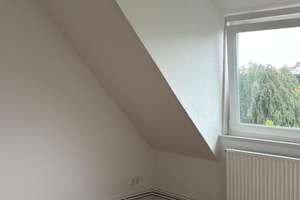 Frisch renovierte  4,5 Zimmern Whg. Mit  Balkon in Bremen – Fliederstraße 22, 28207 Hastedt, Bremen – Vorschaubild 18