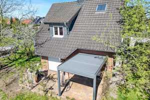 Freistehendes Einfamilienhaus in begehrter Lage von Langenberg mit moderner Einbauküche und Carport! – Gütersloh (Kreis) – Vorschaubild 1