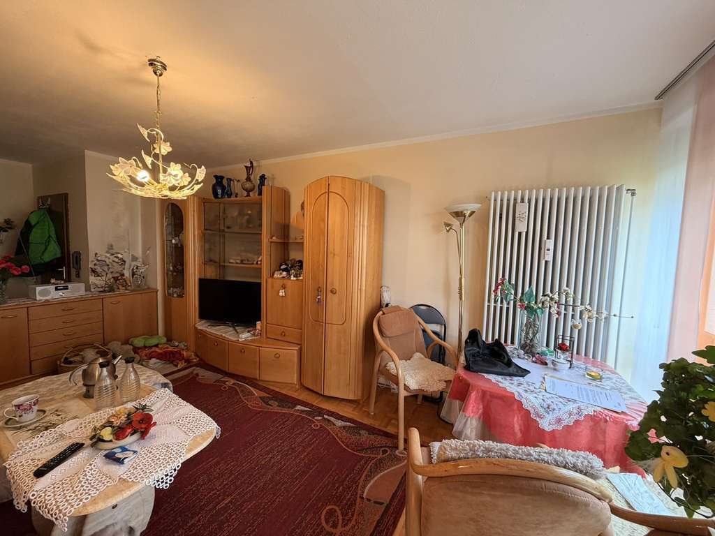 Immobilie in Neuendettelsau - Charmante 2-Zimmer-Wohnung mit Tiefgaragenstellplatz - Bild 2