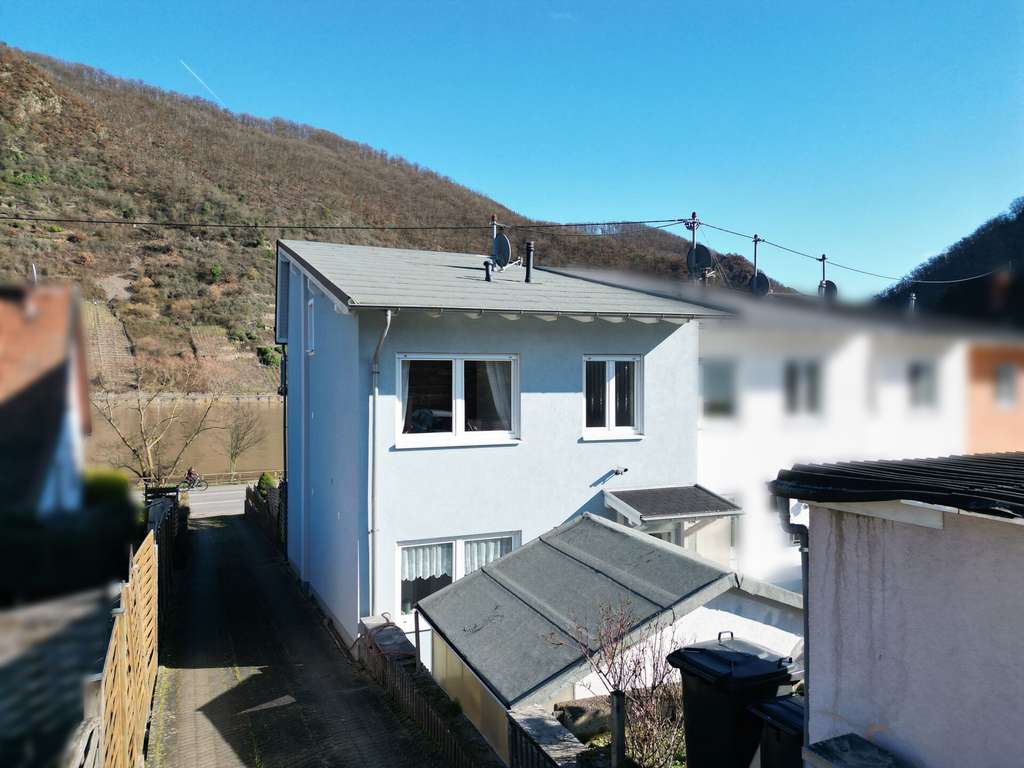 Immobilie in Löf - Familienglück mit Moselblick – Ihr neues Zuhause in Löf - Bild 0