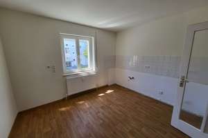 Schöne 1,5-Zimmer-Wohnung mit Wohnküche in Oberhausen zu vermieten – Augustastraße 26, 86154 Oberhausen-Nord, Augsburg – Vorschaubild 2