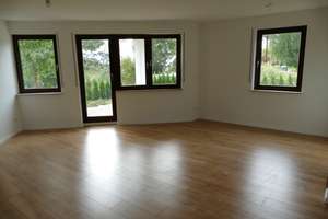 Sofort einziehen: Schöne Wohnung mit XL-Gartenterrasse im Architektenhaus in Halbhöhenlage – Hornbergstr 159, 70186 Gaisburg, Stuttgart – Vorschaubild 3