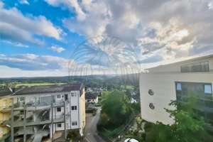 Höhr-Grenzhausen: Gepflegte Wohnung in ruhiger Lage mit Einbauküche, Balkon und PKW-Stellplatz – 56203 Höhr-Grenzhausen – Vorschaubild 4