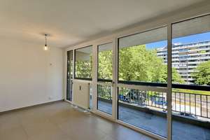 Vollständig renovierte 4-Zimmer-Wohnung im 3. OG mit 2 Balkonen und Garage in Köln-Weiden – Lübecker Str. 13, 50858 Weiden, Köln – Vorschaubild 14