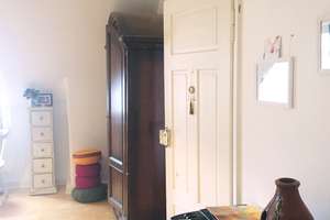 Sonnige 2-Zimmer DG Wohnung im Rheingauviertel von Privat – Rauenthaler Straße 24, 65197 Rheingauviertel / Hollerborn, Wiesbaden – Vorschaubild 4