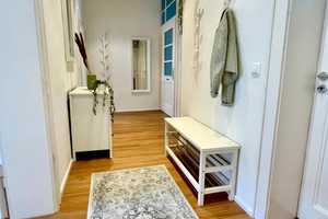 Neugründung einer 4er WG in einer stilvoll möblierten 4-Zimmer Altbauwohnung in der List! – Voßstr.  11, 30161 Hannover – Vorschaubild 2