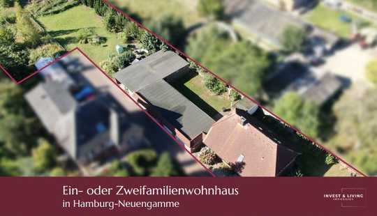 Bild von Zweifamilienwohnhaus auf großem Grundstück