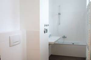 Ein Juwel am Hochufer 1. Reihe: Elegante Wohnung auf 2 Ebenen in Jugendstilvilla mit Privatgarten – Die vollständige Adresse der Immobilie erhältst du vom Anbieter., 81545 Harlaching, München – Vorschaubild 11