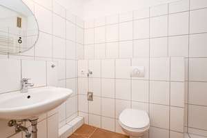 Helle Zweizimmerwohnung mit Sonnenbalkon nahe Sana Klinik! – 23562 Sankt Jürgen, Lübeck – Vorschaubild 11