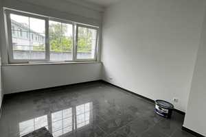 Geschmackvolle 4-Zimmer-Wohnung in Köln Longerich - WG geeignet – Heinrich-Hoerle-Straße 4A, 50737 Köln – Vorschaubild 3